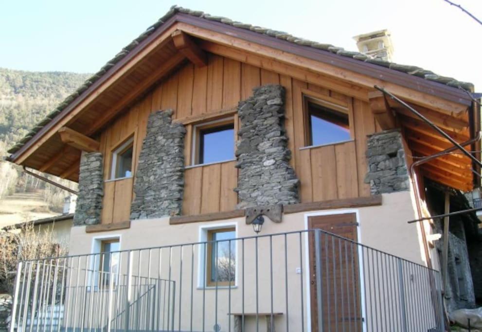 Valle D'Aosta A 360° - Ideal For Smart Working Aymavilles Luaran gambar